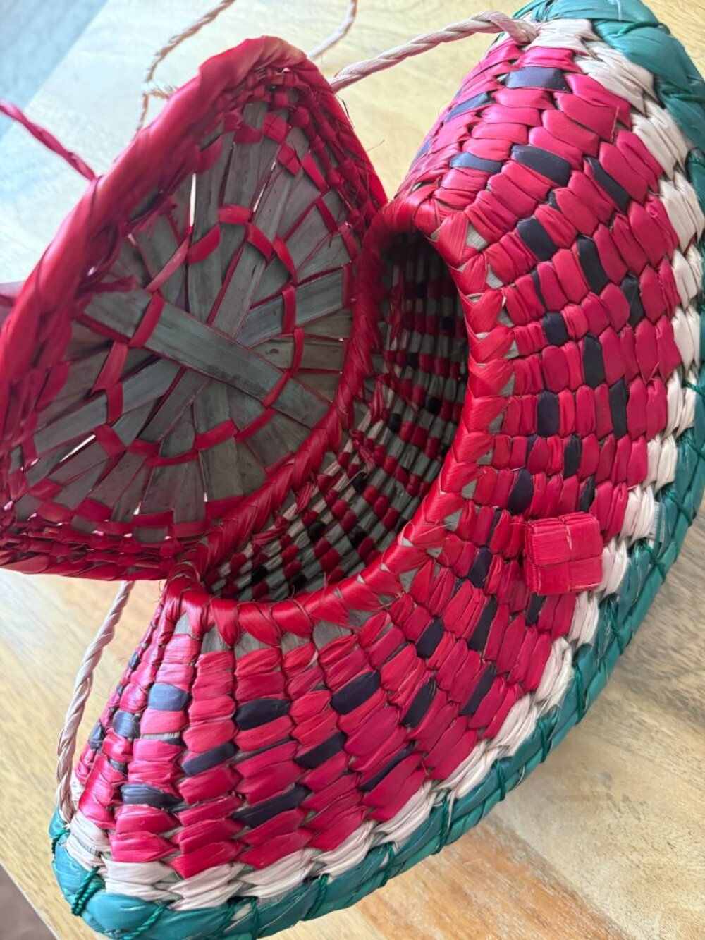 Watermelon Straw Red & Green Handmade Fruit Crossbody Handbag - Picture 8 of 9
